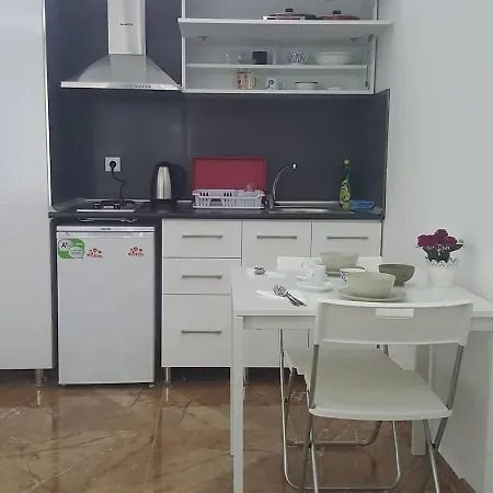 Persian Suites Апартаменты